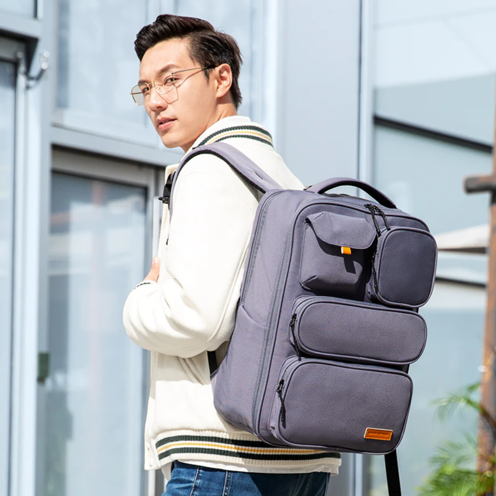 Mochila Viagem Impermeável para Notebook 17.3" com porta USB Mark Ryden VersaPack