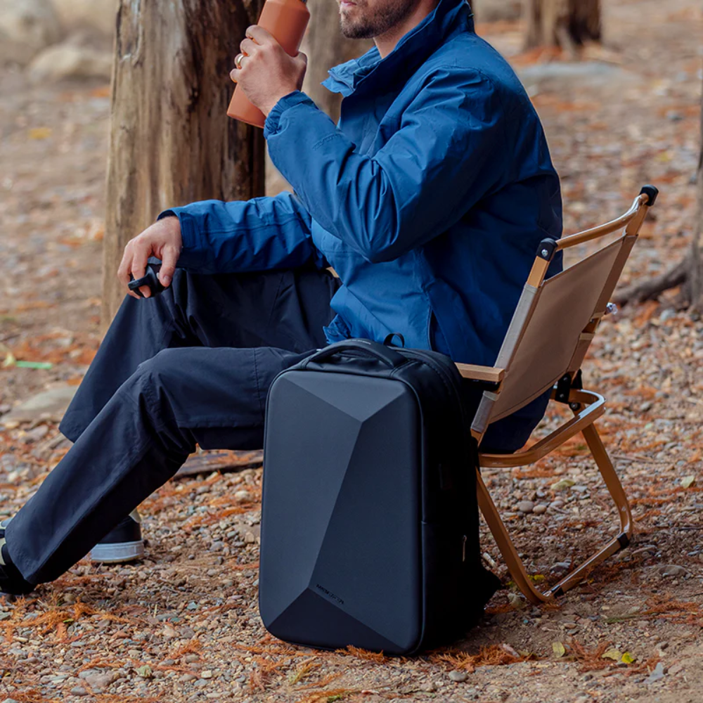 Mochila Protector II Mark Ryden Expansível e Impermeável com Anti Furto Com Trava Tsa