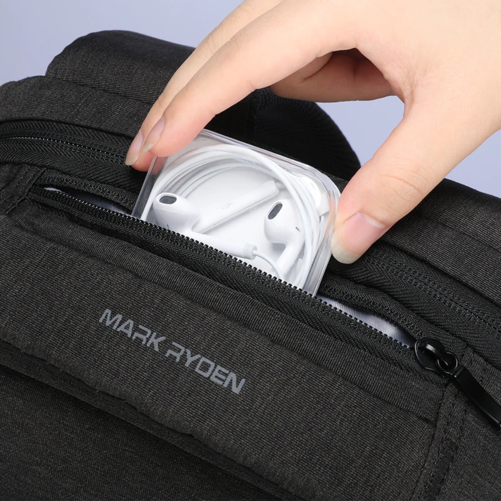 Mochila Protector I Mark Ryden para Notebook 15.6 com Trava Anti Furto TSA e porta Usb