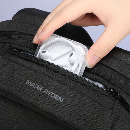 Mochila Protector I Mark Ryden para Notebook 15.6 com Trava Anti Furto TSA e porta Usb