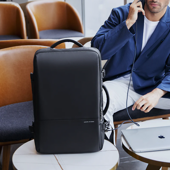 Mochila Expansível Mala de Viagem Executiva com porta Usb Mark Ryden Super 45l