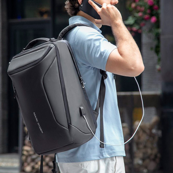 Mochila Impermeável Compacto Pro com Usb para Notebook 15.6