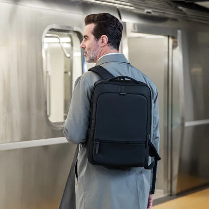 Mochila ChargeFlex Ideal para uso Urbano Trabalho Escolar Notebook 15.6" Impermeável Mark Ryden Com USB