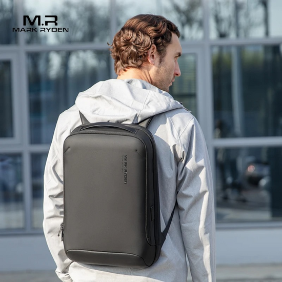 Mochila Profession Mark Ryden Slim para Notebook Impermeável com Porta USB